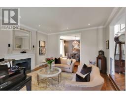 Family room - 254 Yonge Boulevard, Toronto, ON M5M3J3 Photo 8