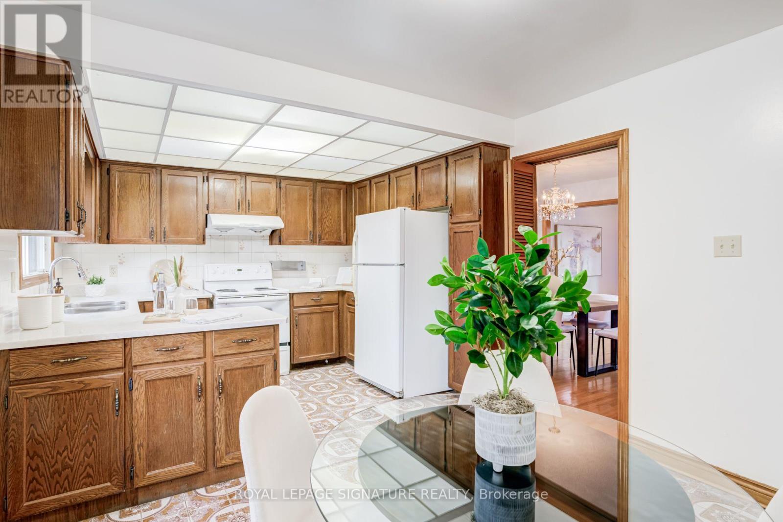 18 PARRAVANO COURT - 9