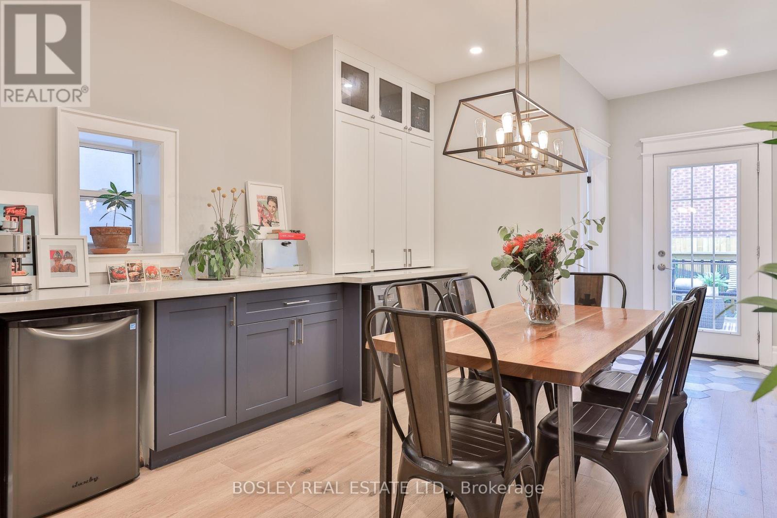 316 BROCK AVENUE - 18