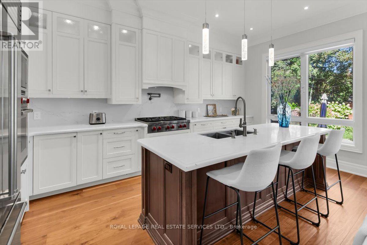 40 DIVADALE DRIVE - 16