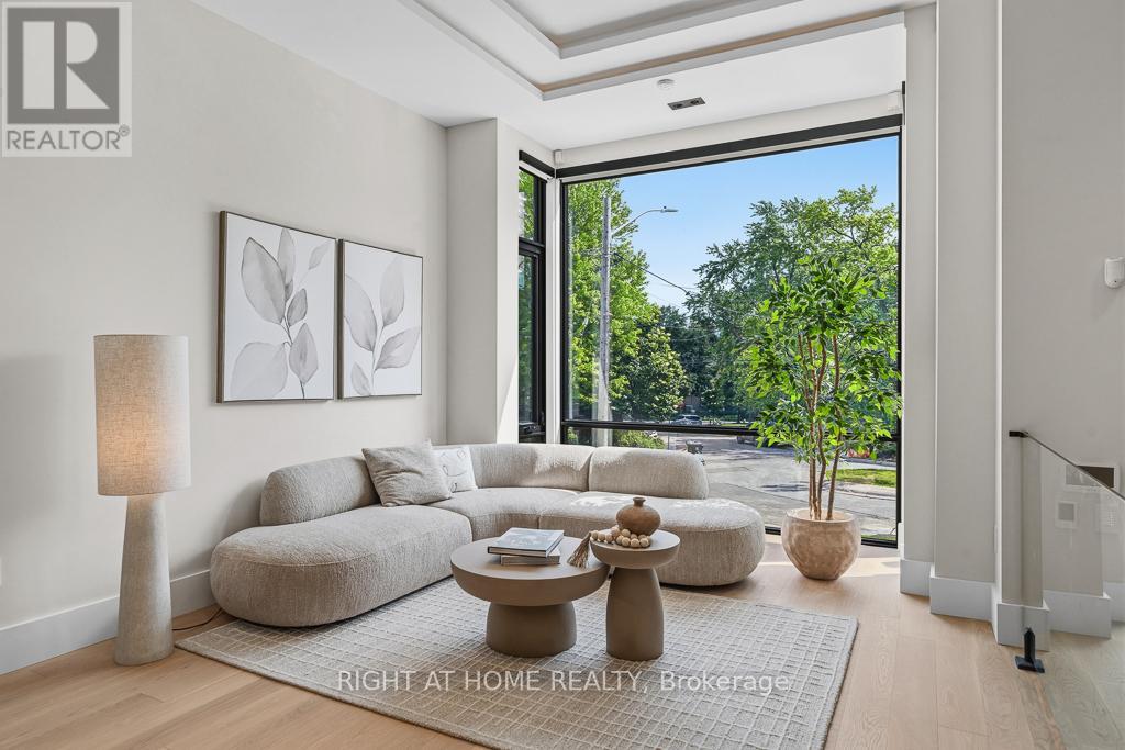 77 WALDER AVENUE - 3
