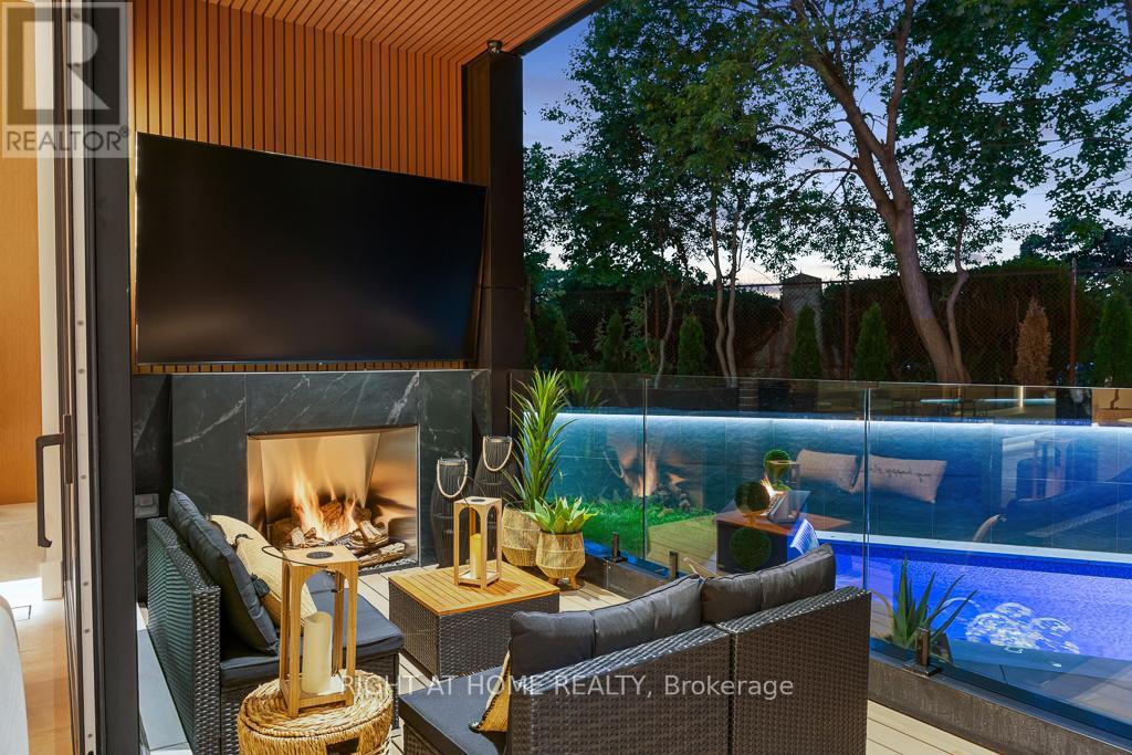 77 WALDER AVENUE - Image 45