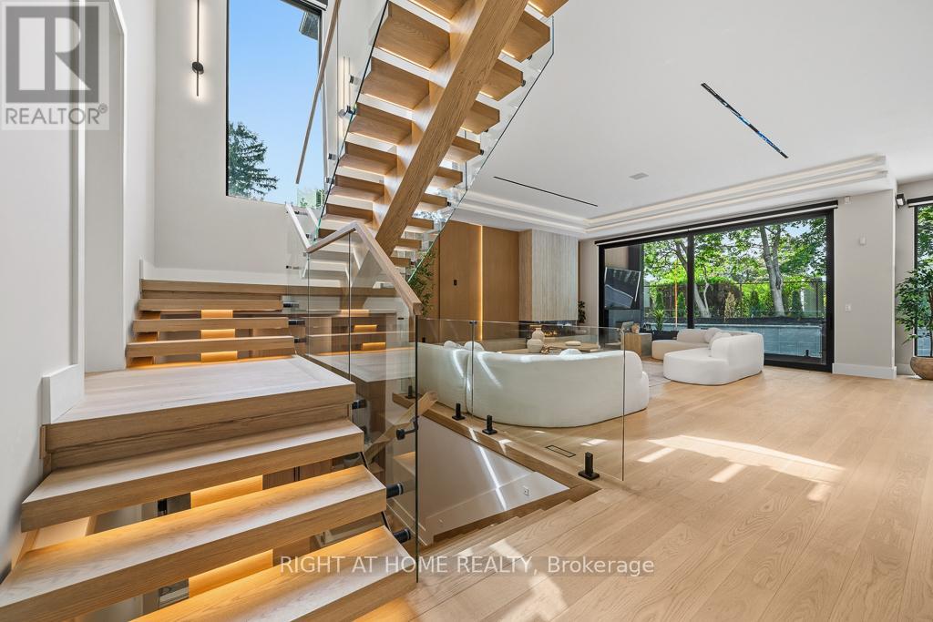 77 WALDER AVENUE - 8