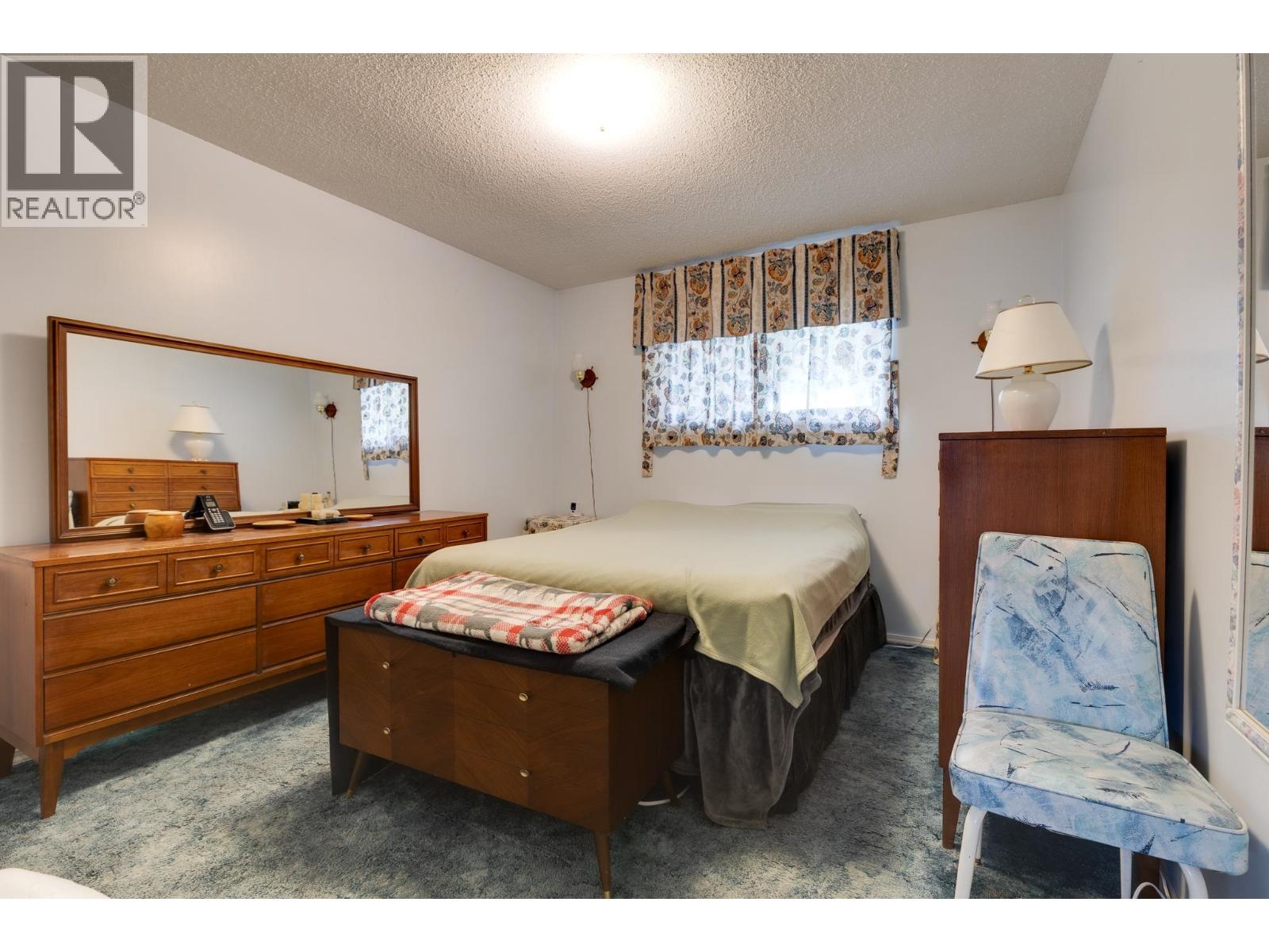 Photo 16 of 32 — 132 MCKENZIE AVENUE · Prince George, BC
