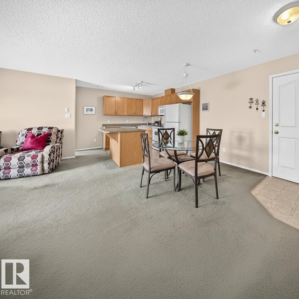 #204 16303 95 ST NW - 12