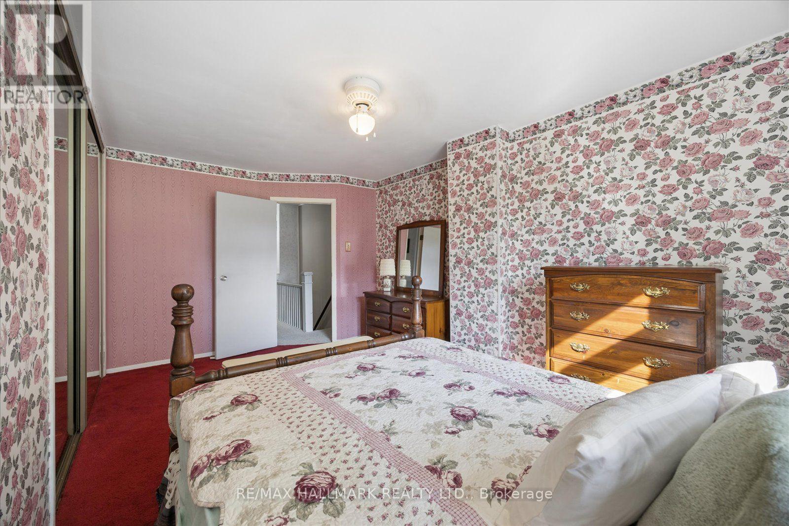 69 ALTON AVENUE - 24