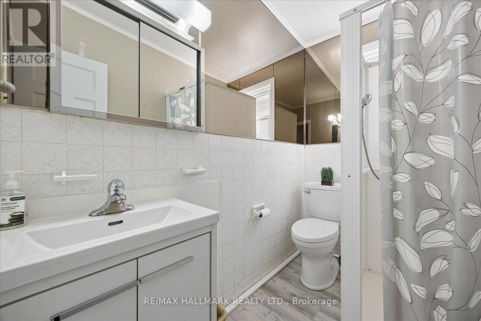 69 ALTON AVENUE - 25