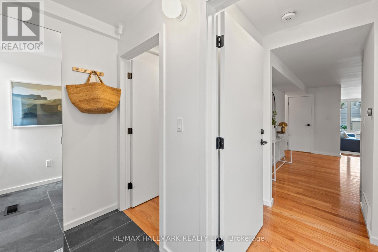 92 CHISHOLM AVENUE - 3