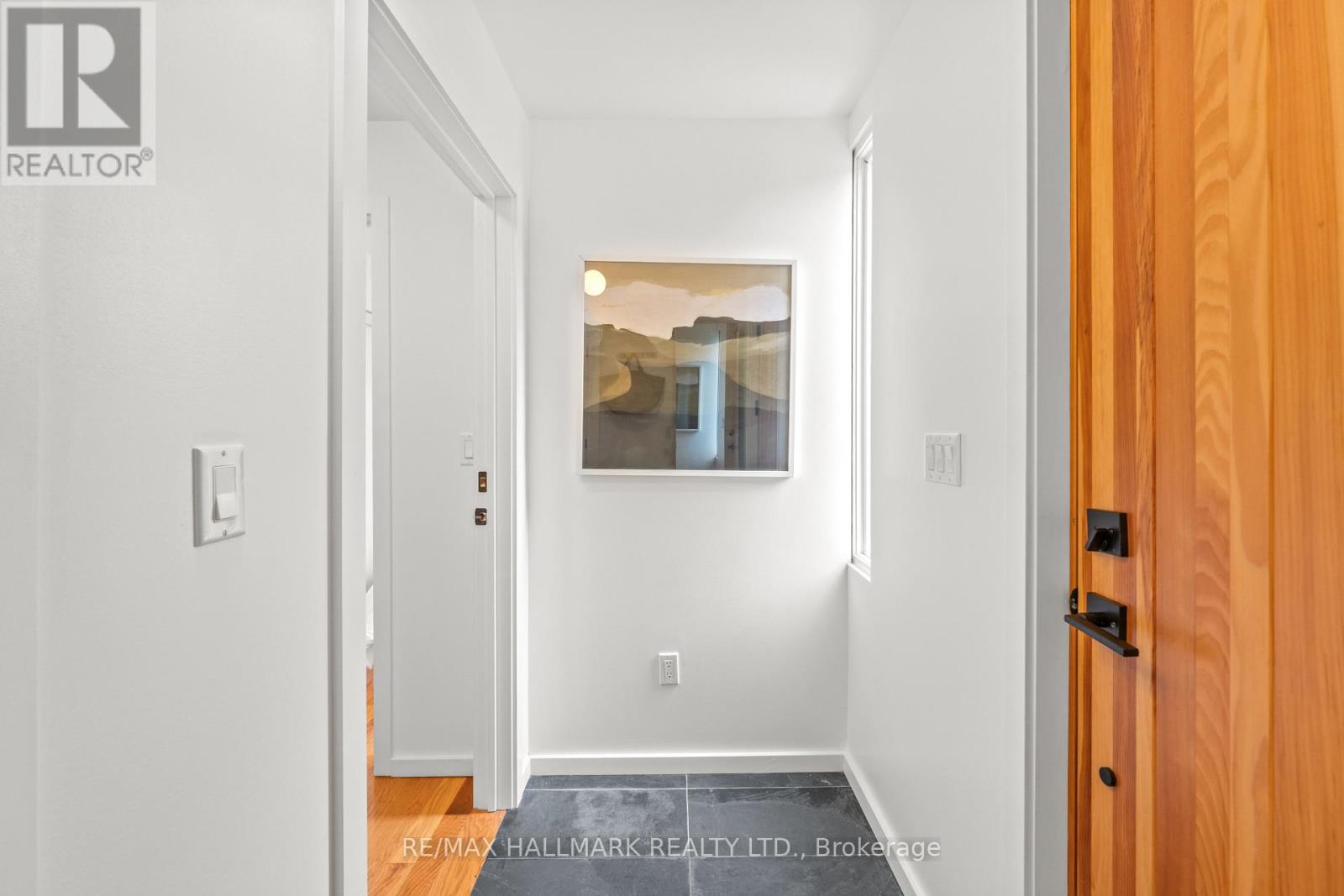 92 CHISHOLM AVENUE - 5
