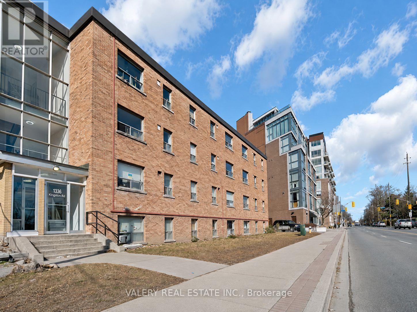 Photo of 1336 Kingston Road