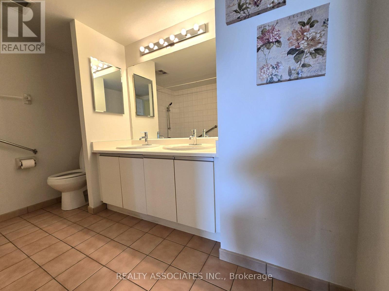 #1107 4727 SHEPPARD AVENUE E - 14