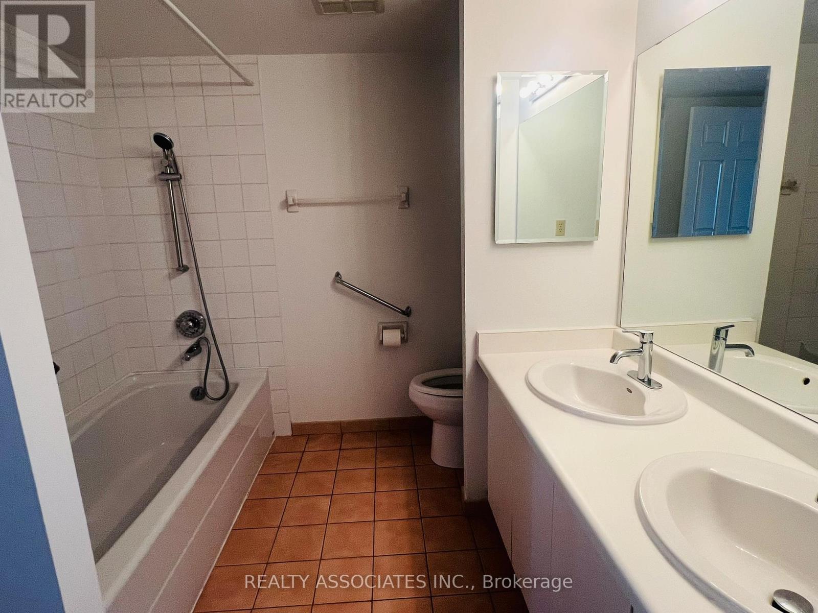 #1107 4727 SHEPPARD AVENUE E - 15