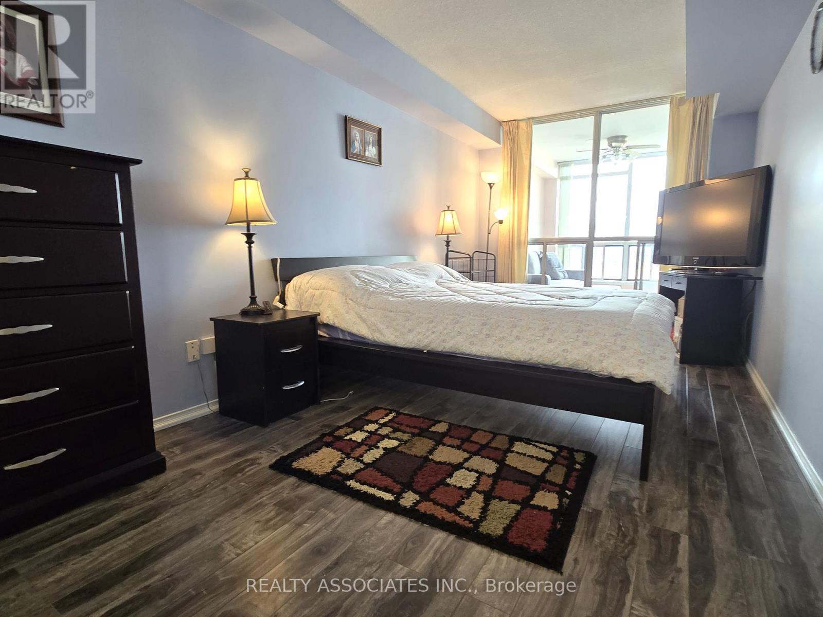 #1107 4727 SHEPPARD AVENUE E - 16