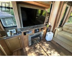 111 Silver Springs Road thumbnail 37