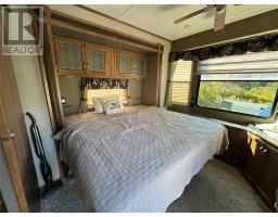 111 Silver Springs Road thumbnail 41
