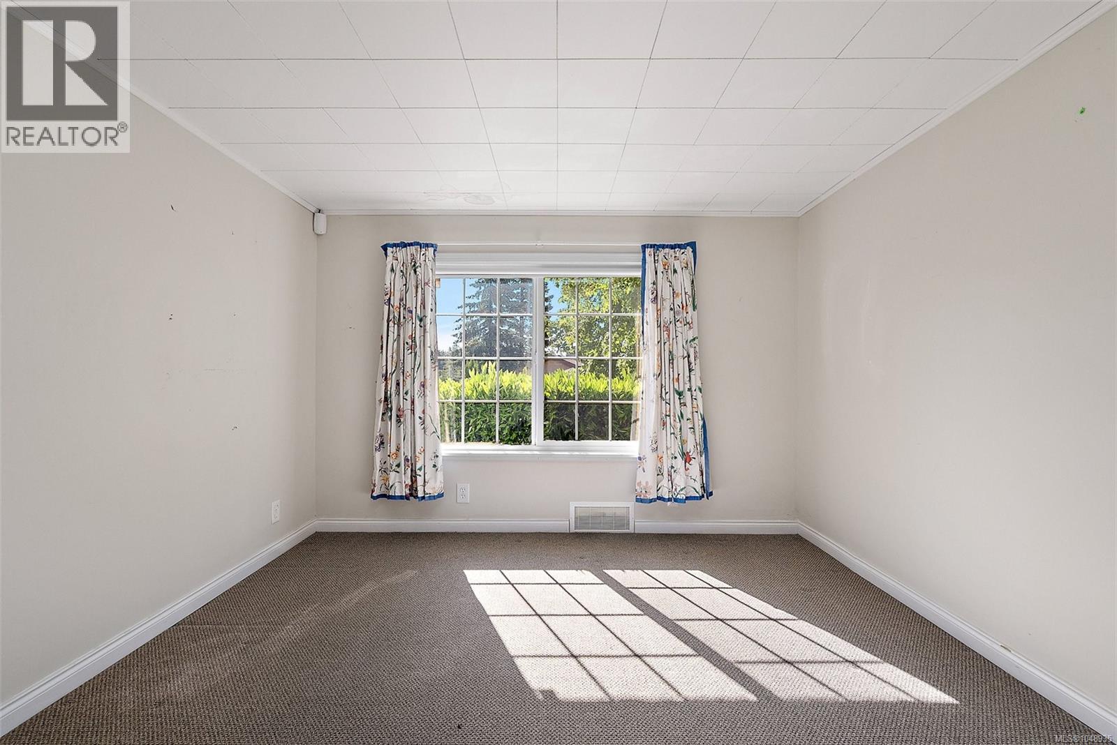 #32 901 Kentwood Lane - 17