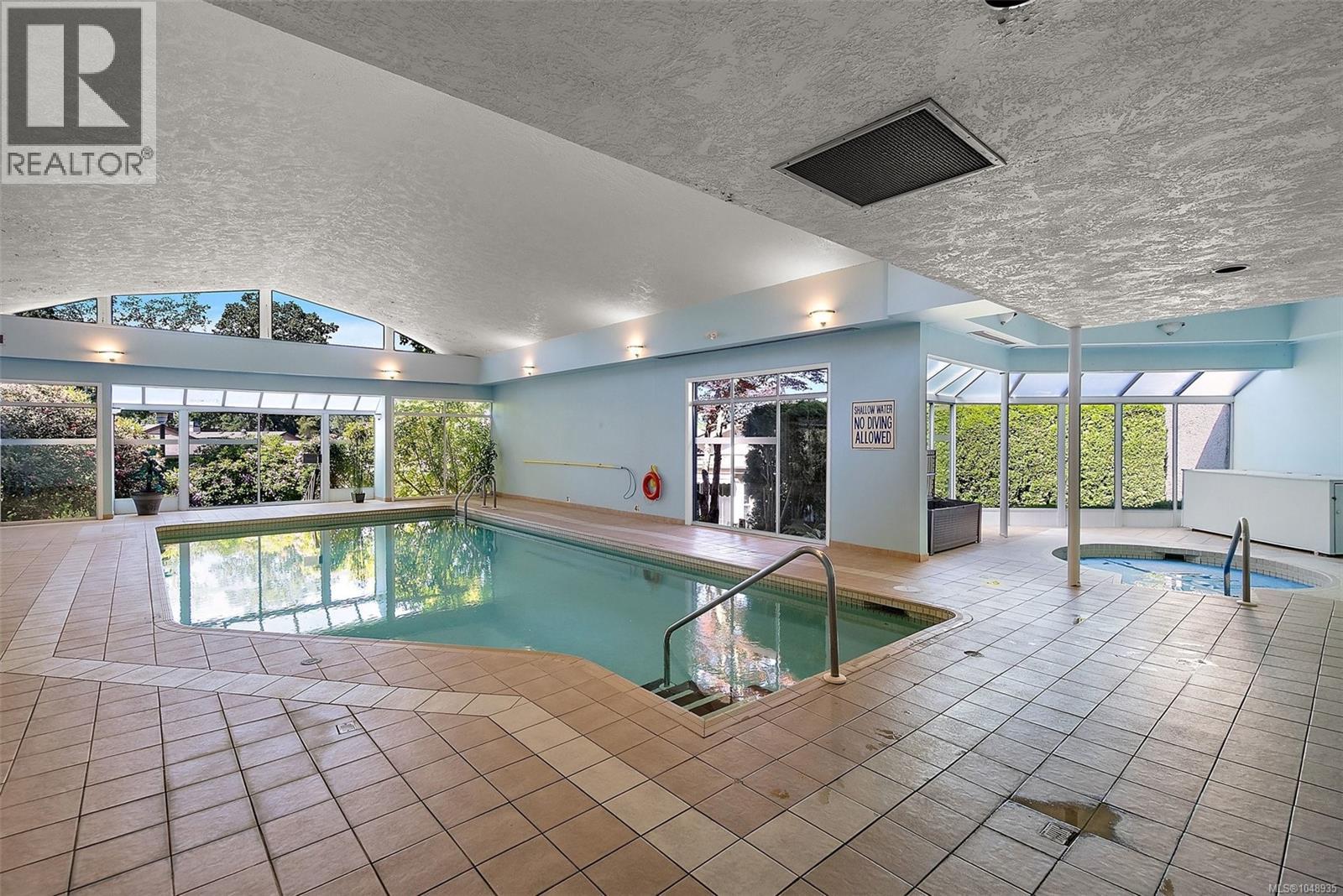 #32 901 Kentwood Lane - 25