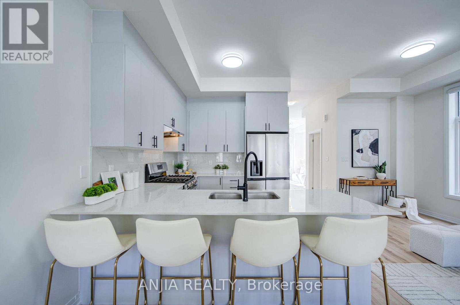 41 KAHSHE LANE - 17