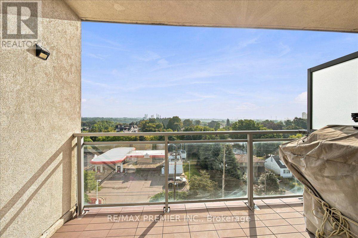 #708 7730 KIPLING AVENUE - 11