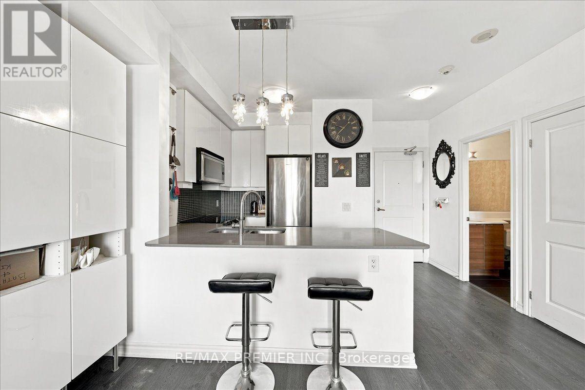 #708 7730 KIPLING AVENUE - 6