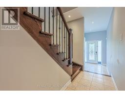 256 Sandale Road, Whitchurch Stouffville, ON L4A0Y4 Photo 10