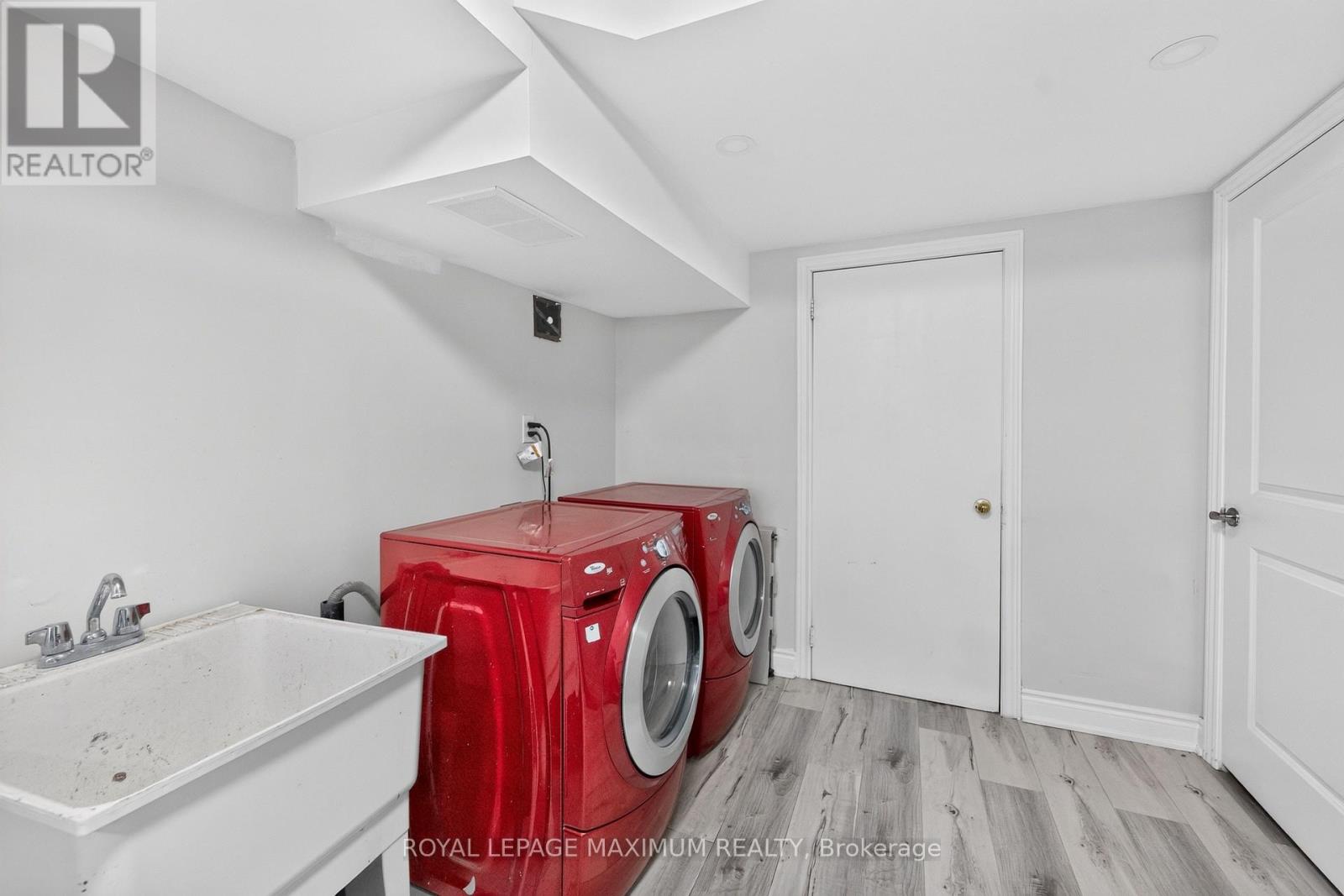 95 WHITE BEACH CRESCENT - Image 32