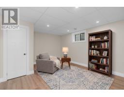 2026 River Road W, Wasaga Beach, ON L9Z2W1 Photo 17