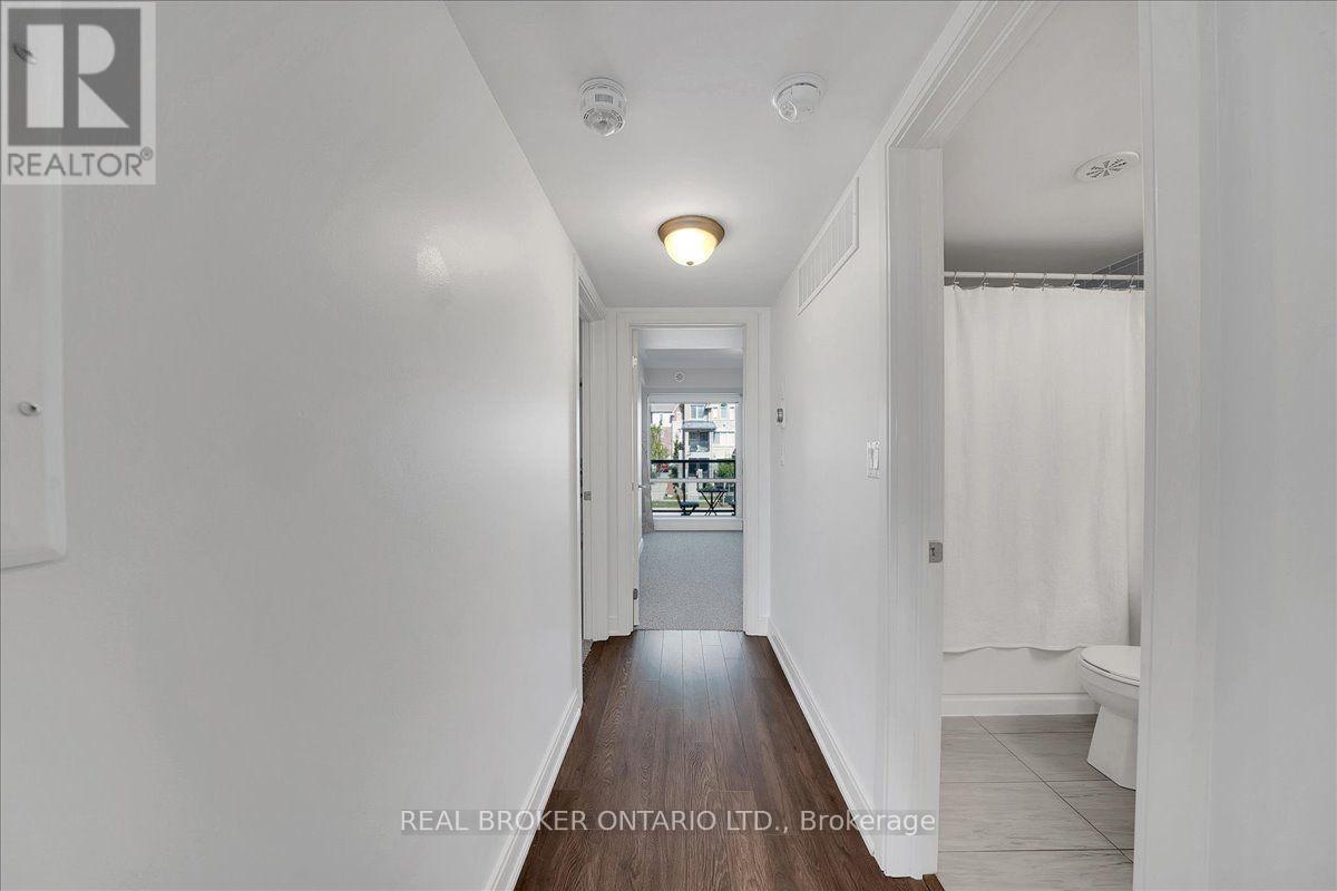 #46 100 DUFAY ROAD - 16