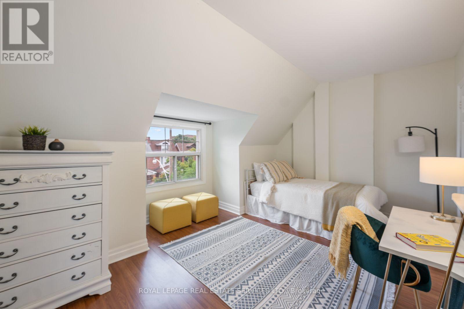 58 PAULINE AVENUE - Image 35
