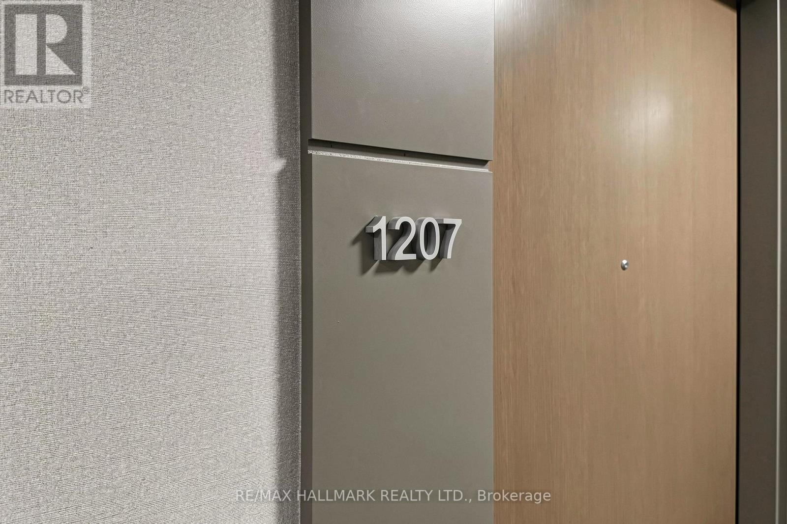 #1207 10 WILBY CRESCENT - 4