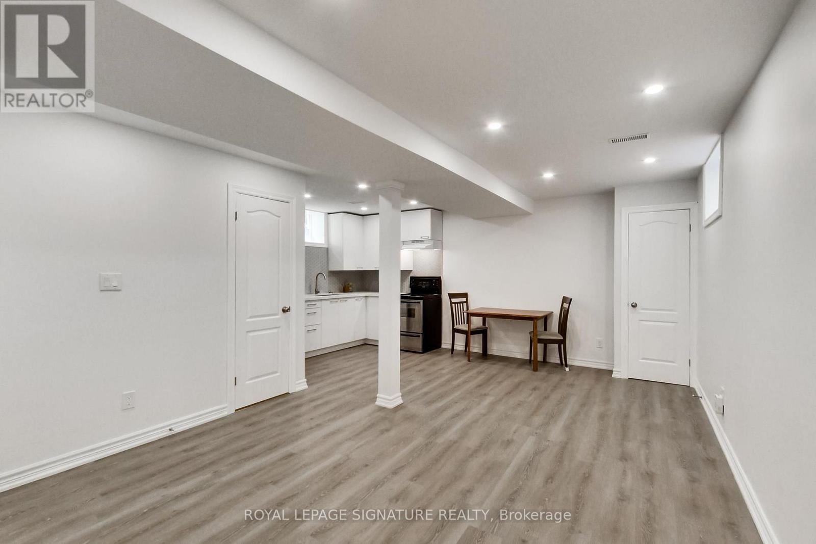 36 CRISCOE STREET - 26