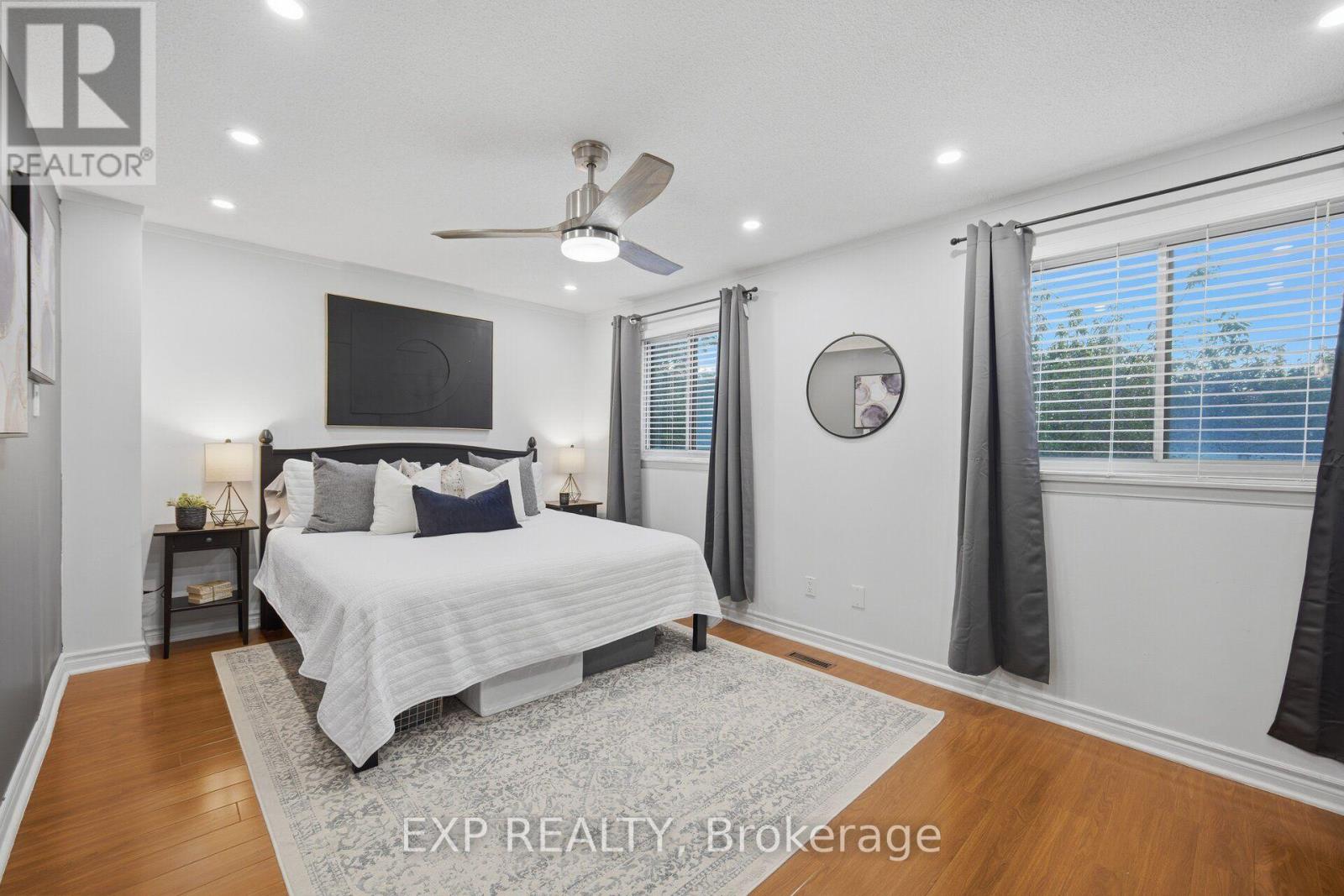 157 MOREGATE CRESCENT - 20