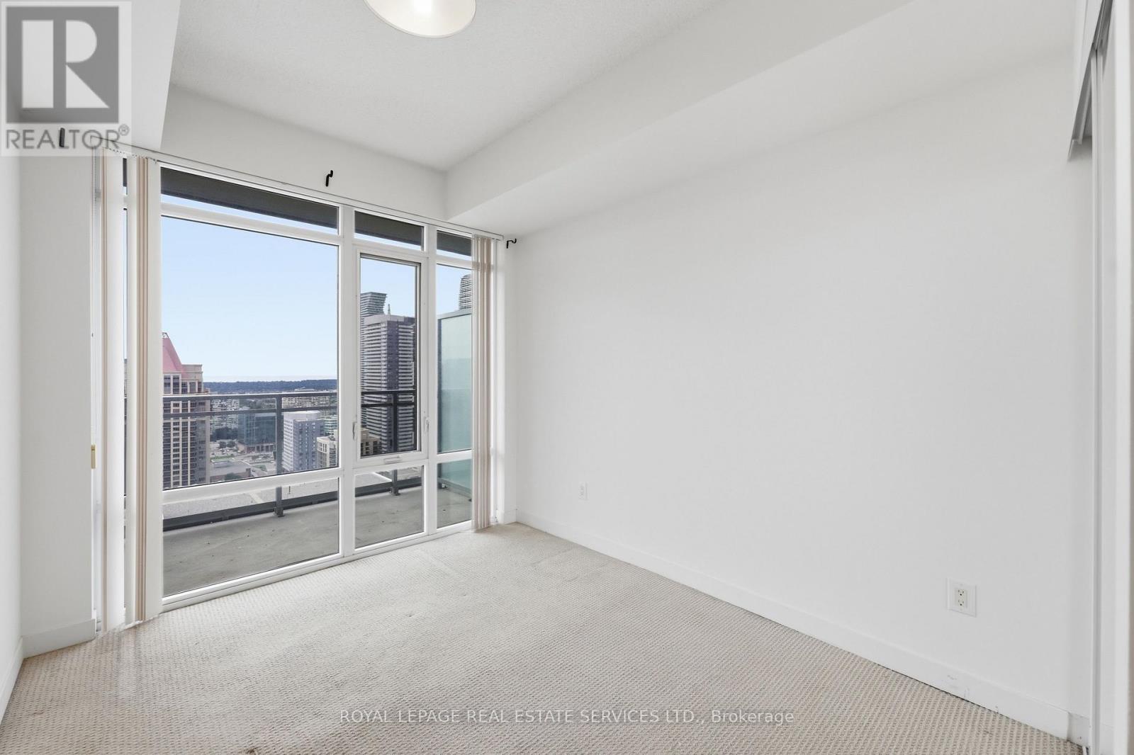 #3002 360 SQUARE ONE DRIVE - Image 13