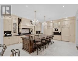 Living room - 432 Bob-o-link Road, Mississauga, ON L5J2P2 Photo 9