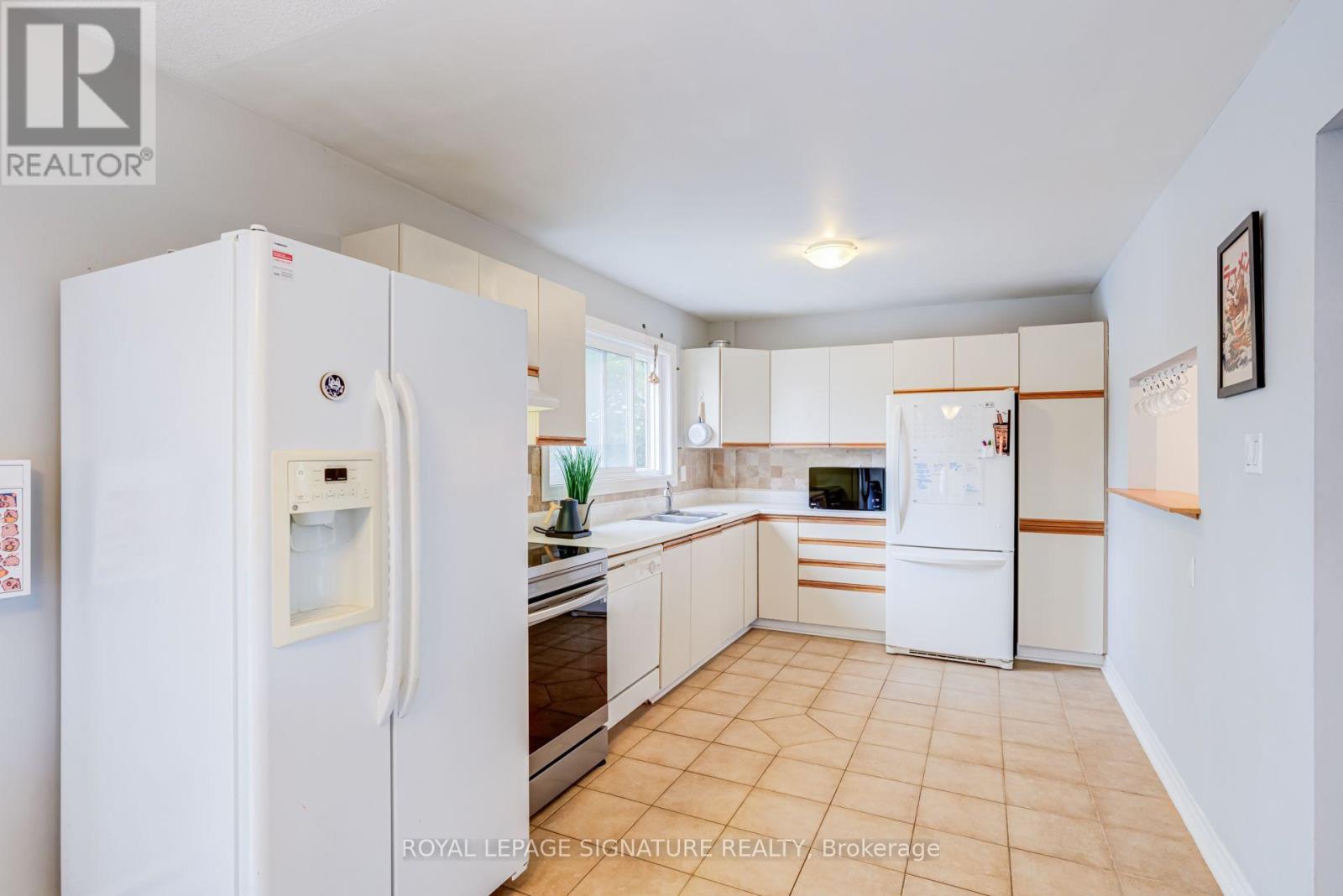 #16 7251 COPENHAGEN ROAD - 18