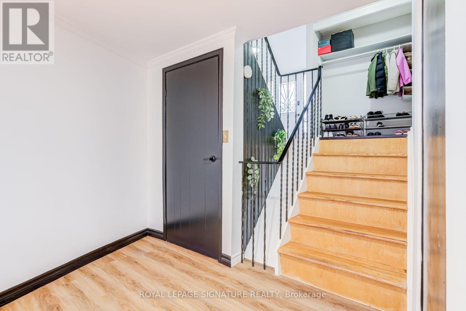 #16 7251 COPENHAGEN ROAD - 34