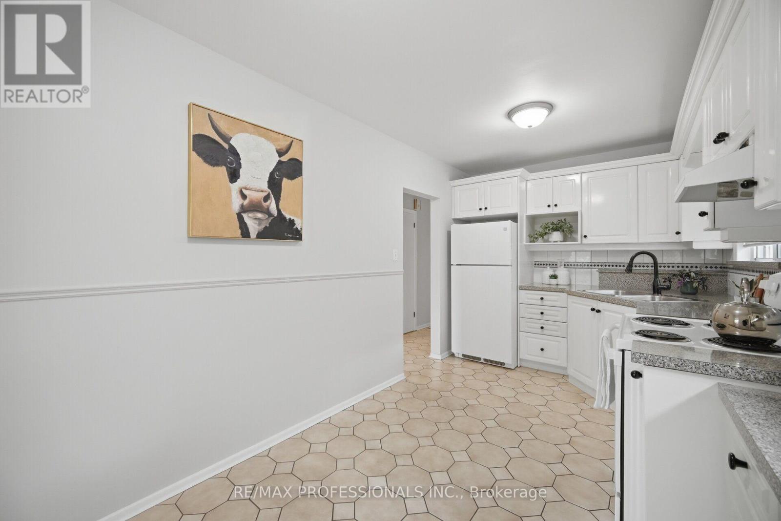 147 CHAPMAN ROAD - 13