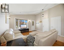 Family room - 5122 Meadowood Lane, Lincoln, ON L3J0J7 Photo 9