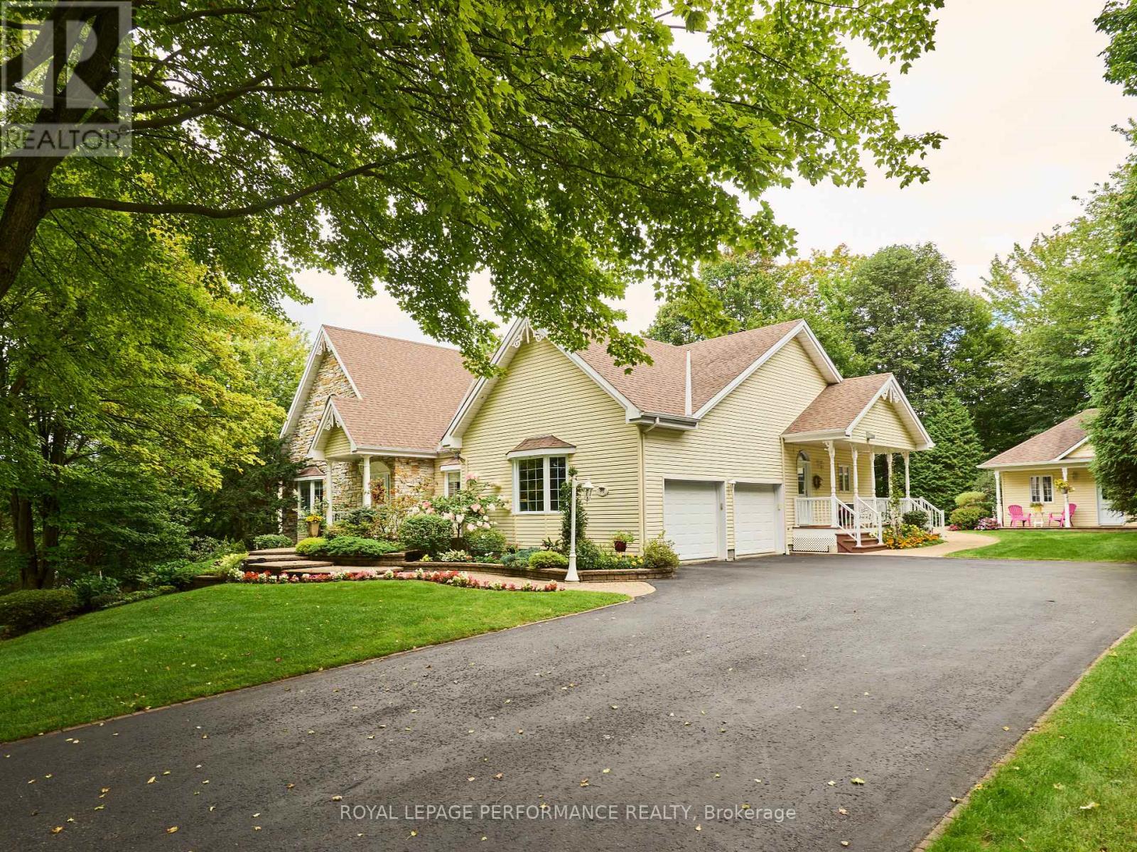 951 GOLF CLUB ROAD - 1