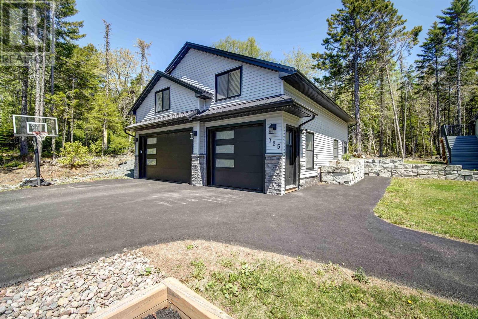 723 McCabe Lake Drive, Indigo Shores - Image 3
