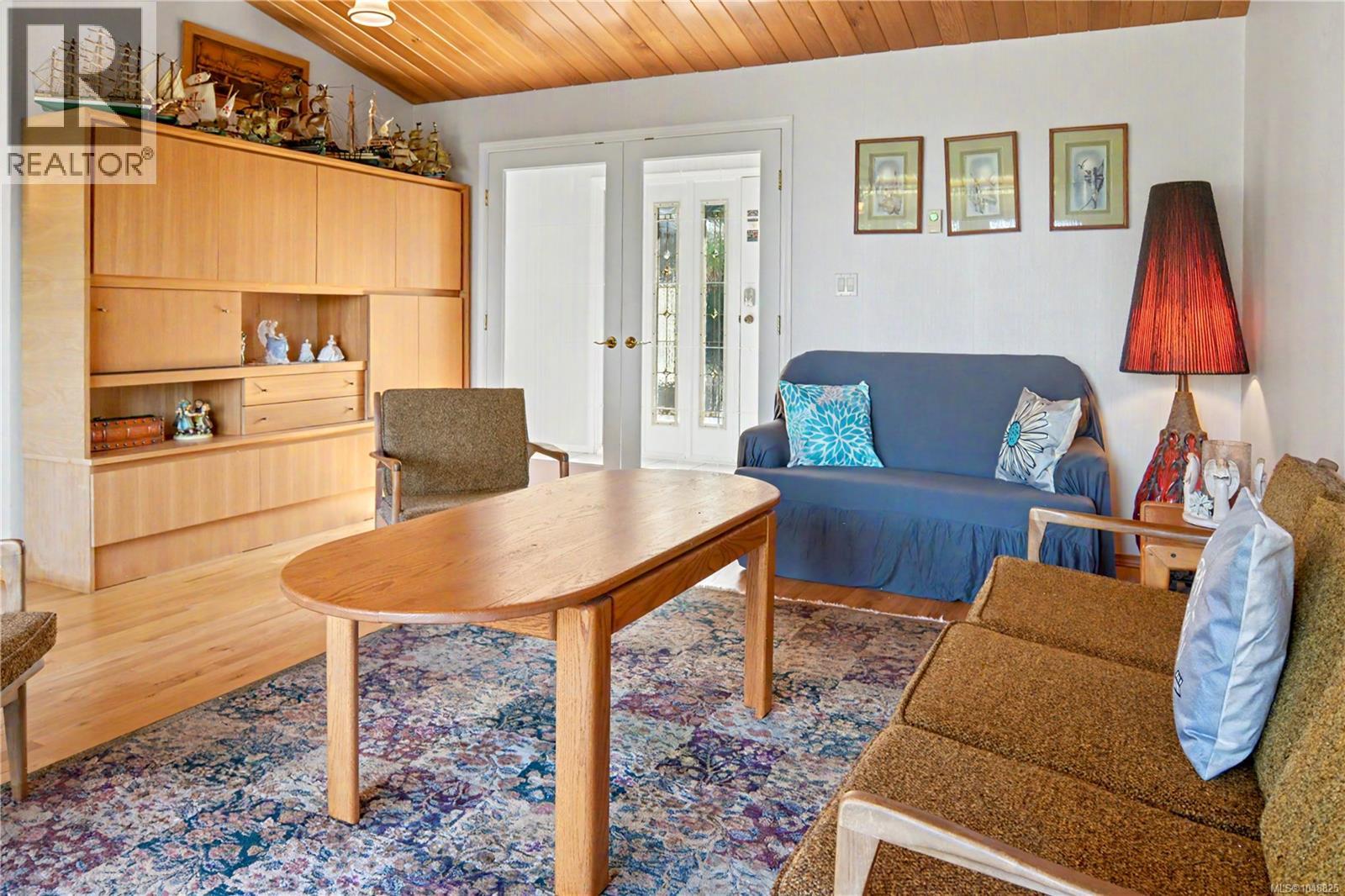 131 Melvin Cres - 25