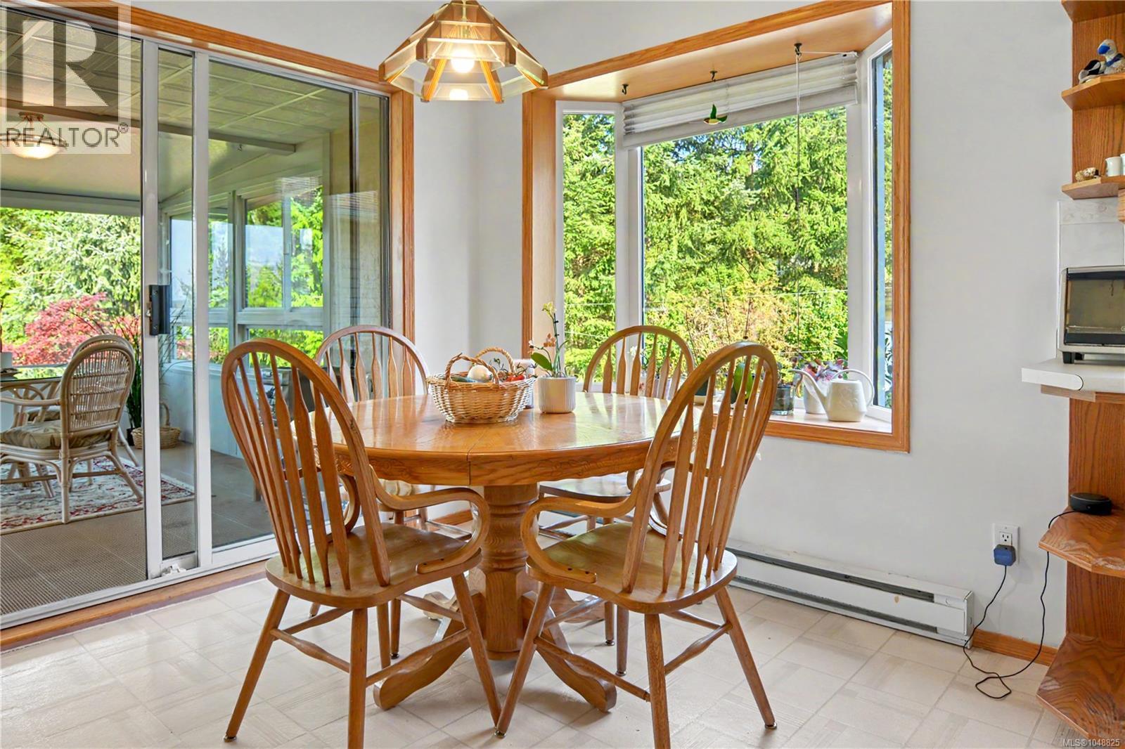131 Melvin Cres - 5