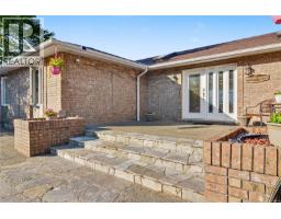 131 Melvin Cres, Bowser, BC V0R1G0 Photo 22