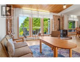 131 Melvin Cres, Bowser, BC V0R1G0 Photo 24