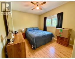 240 Broad Street, Metiskow, AB T0B3A0 Photo 27