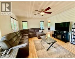 240 Broad Street, Metiskow, AB T0B3A0 Photo 17