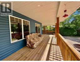 240 Broad Street, Metiskow, AB T0B3A0 Photo 36