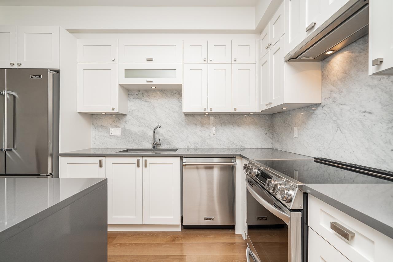 509 14855 THRIFT AVENUE, White Rock — photo 8