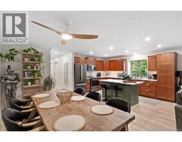 98 Pleasant Unit 202, photo 11