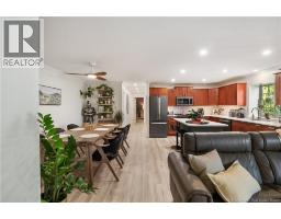 98 Pleasant Unit 202, photo 14